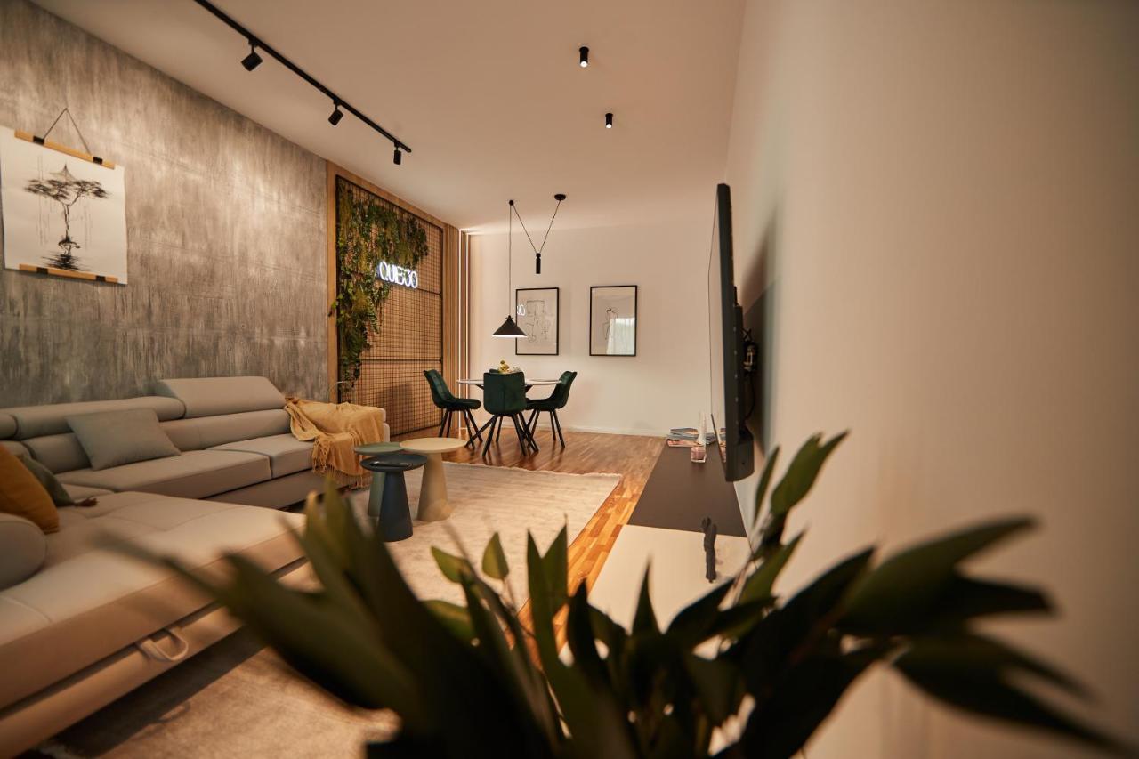 Apartamento Quiboo Cosmopolit Braşov Exterior foto