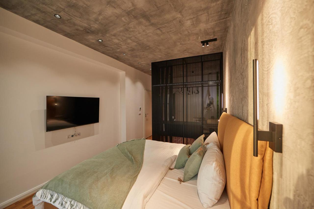 Apartamento Quiboo Cosmopolit Braşov Exterior foto